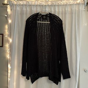 EUC!✨ Black Knot Urban Outfitters cardigan